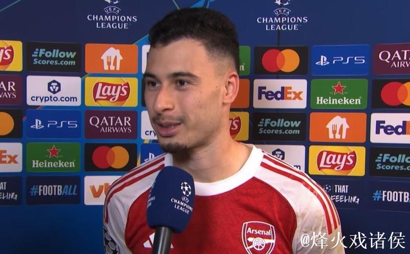 马丁内利：我和马杜埃凯说他的进球更漂亮；我们